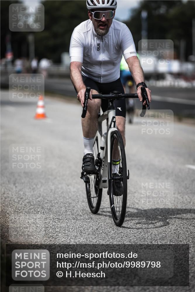 16.08.2026 - KN Förde Triathlon 2026 H.Heesch http://msf.ph/oto/9989798 16.08.2026 13:22:42 Radfahren 737 meine-sportfotos.de