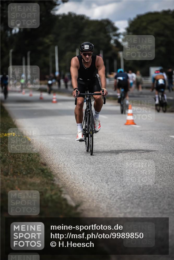 16.08.2026 - KN Förde Triathlon 2026 H.Heesch http://msf.ph/oto/9989850 16.08.2026 13:22:58 Radfahren 550, 612, 739 meine-sportfotos.de