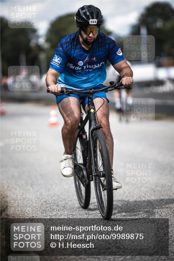 16.08.2026 - KN Förde Triathlon 2026 H.Heesch http://msf.ph/oto/9989875 16.08.2026 13:23:08 Radfahren 573, 584, 708, 726, 731 meine-sportfotos.de