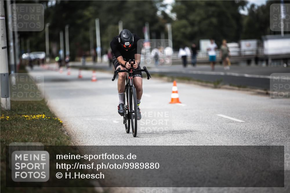 16.08.2026 - KN Förde Triathlon 2026 H.Heesch http://msf.ph/oto/9989880 16.08.2026 13:23:12 Radfahren 573, 708, 726, 727, 731 meine-sportfotos.de