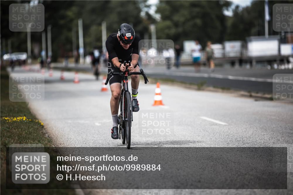 16.08.2026 - KN Förde Triathlon 2026 H.Heesch http://msf.ph/oto/9989884 16.08.2026 13:23:12 Radfahren 573, 708, 726, 727, 731 meine-sportfotos.de