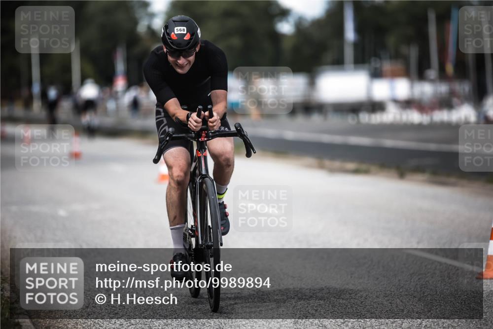 16.08.2026 - KN Förde Triathlon 2026 H.Heesch http://msf.ph/oto/9989894 16.08.2026 13:23:13 Radfahren 533, 573, 708, 726, 727, 731 meine-sportfotos.de