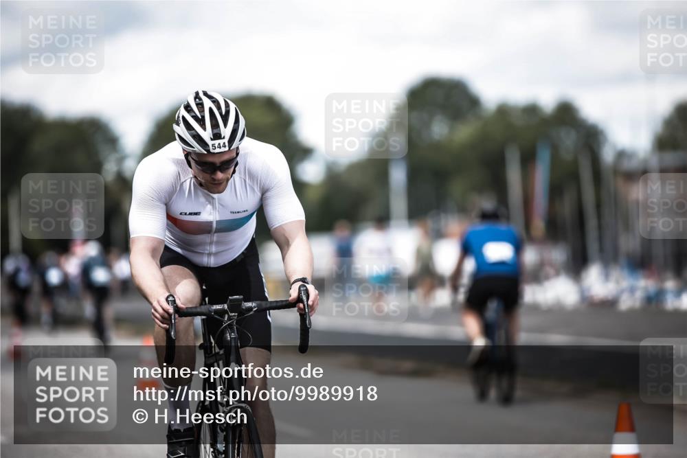 16.08.2026 - KN Förde Triathlon 2026 H.Heesch http://msf.ph/oto/9989918 16.08.2026 13:23:32 Radfahren  meine-sportfotos.de