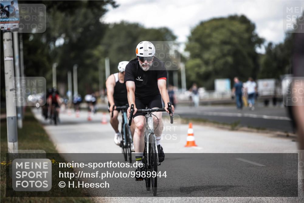 16.08.2026 - KN Förde Triathlon 2026 H.Heesch http://msf.ph/oto/9989944 16.08.2026 13:23:40 Radfahren 596, 608, 740, 747 meine-sportfotos.de