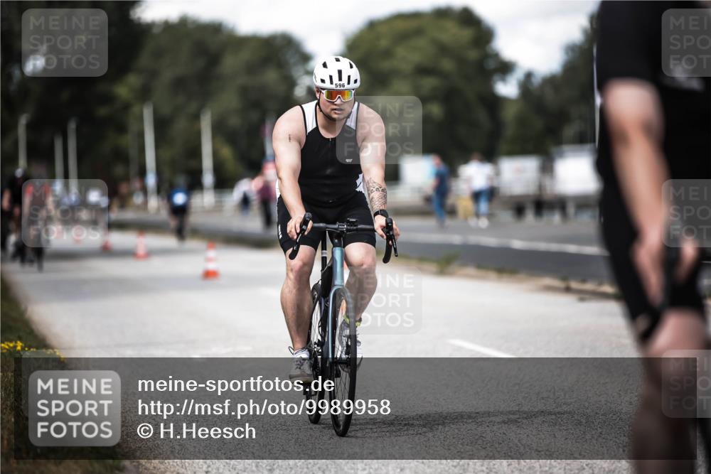 16.08.2026 - KN Förde Triathlon 2026 H.Heesch http://msf.ph/oto/9989958 16.08.2026 13:23:41 Radfahren 596, 608, 740, 747 meine-sportfotos.de