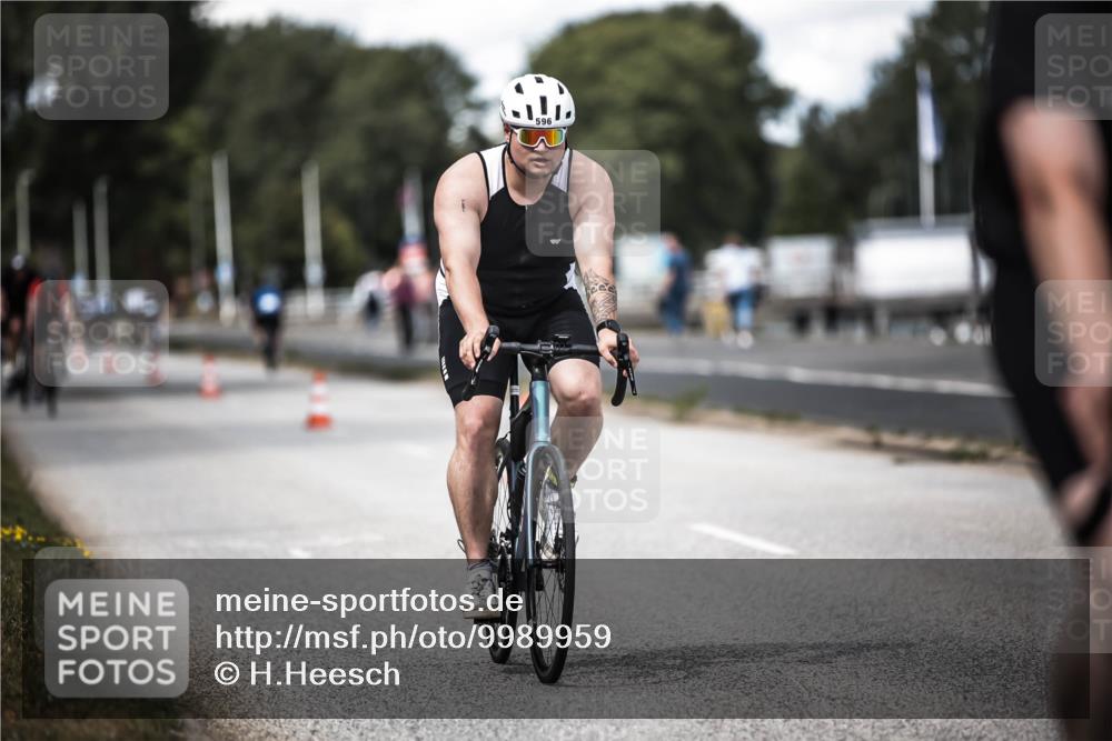 16.08.2026 - KN Förde Triathlon 2026 H.Heesch http://msf.ph/oto/9989959 16.08.2026 13:23:41 Radfahren 596, 608, 740, 747 meine-sportfotos.de