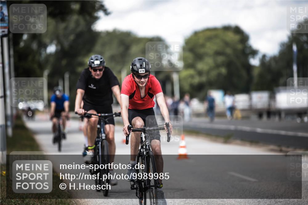 16.08.2026 - KN Förde Triathlon 2026 H.Heesch http://msf.ph/oto/9989985 16.08.2026 13:23:47 Radfahren 517, 535, 578, 581, 589, 729, 746 meine-sportfotos.de