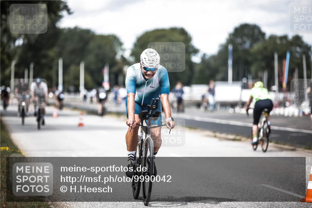16.08.2026 - KN Förde Triathlon 2026 H.Heesch http://msf.ph/oto/9990042 16.08.2026 13:24:05 Radfahren  meine-sportfotos.de