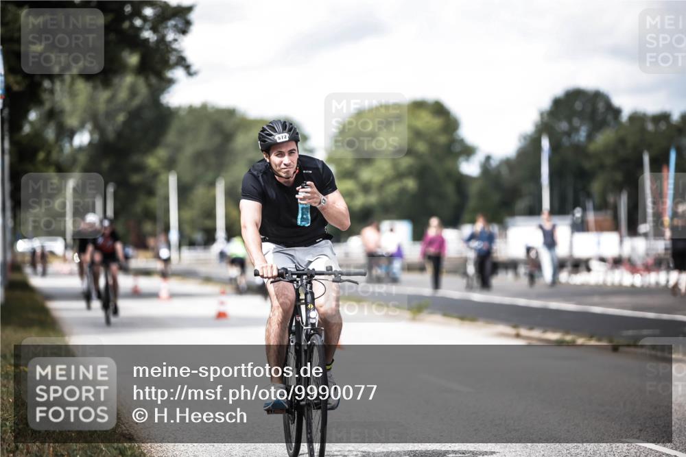 16.08.2026 - KN Förde Triathlon 2026 H.Heesch http://msf.ph/oto/9990077 16.08.2026 13:24:11 Radfahren 531, 572, 585, 732, 736 meine-sportfotos.de