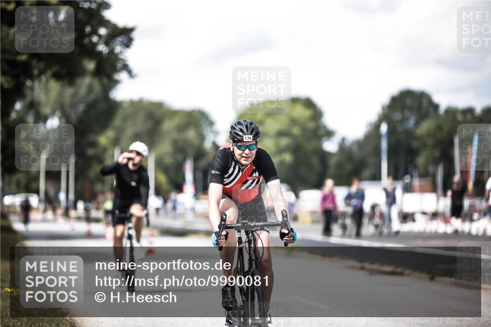 16.08.2026 - KN Förde Triathlon 2026 H.Heesch http://msf.ph/oto/9990081 16.08.2026 13:24:15 Radfahren 531, 572, 585, 724, 732, 736 meine-sportfotos.de