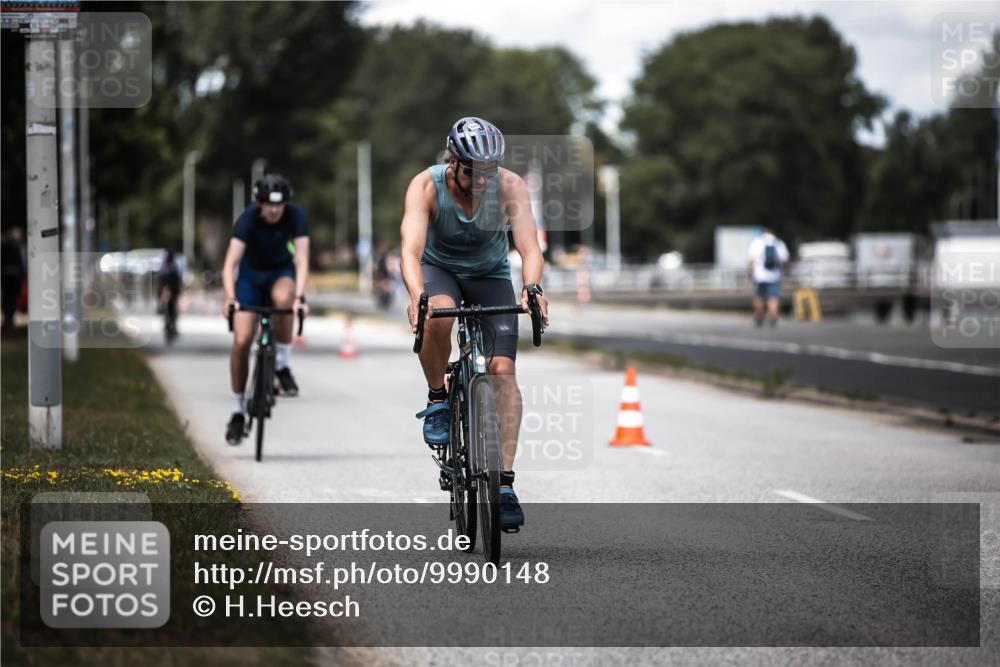 16.08.2026 - KN Förde Triathlon 2026 H.Heesch http://msf.ph/oto/9990148 16.08.2026 13:24:47 Radfahren 577 meine-sportfotos.de