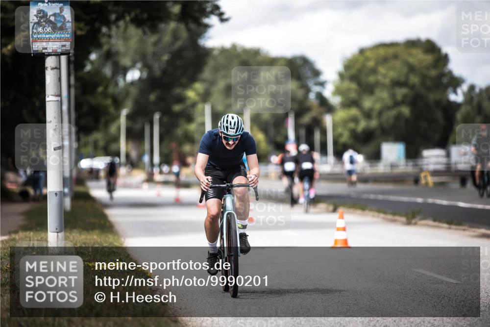 16.08.2026 - KN Förde Triathlon 2026 H.Heesch http://msf.ph/oto/9990201 16.08.2026 13:25:05 Radfahren 515, 745 meine-sportfotos.de