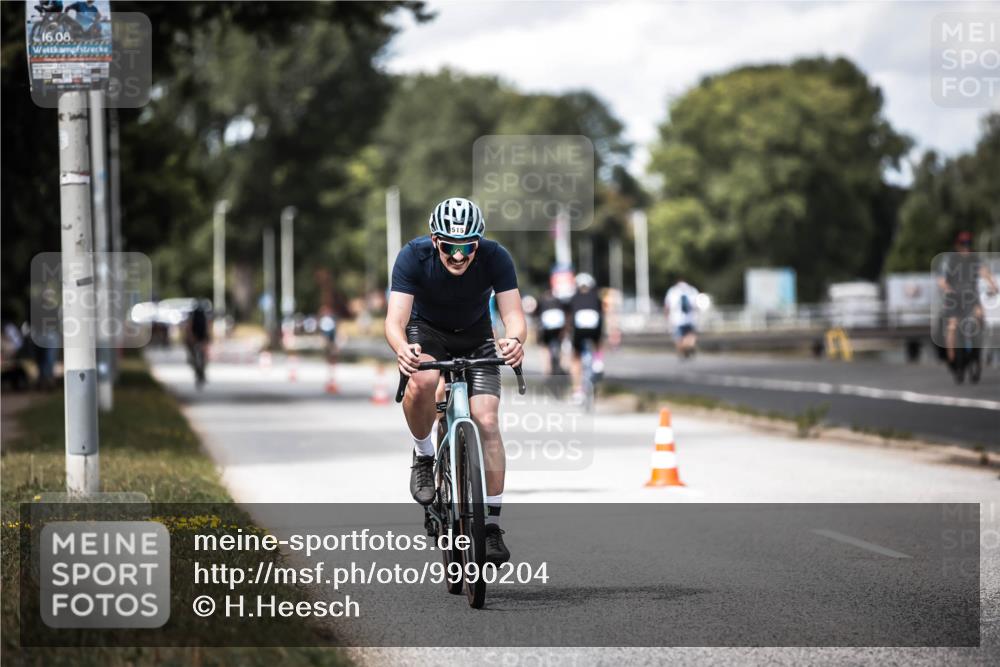 16.08.2026 - KN Förde Triathlon 2026 H.Heesch http://msf.ph/oto/9990204 16.08.2026 13:25:05 Radfahren 515, 745 meine-sportfotos.de