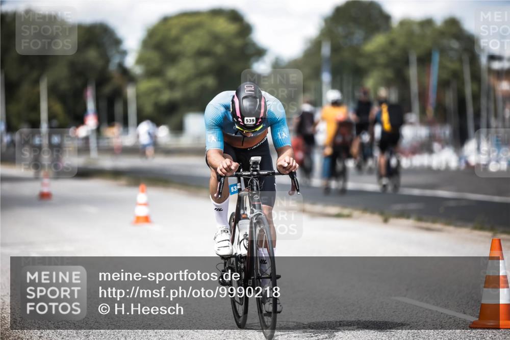 16.08.2026 - KN Förde Triathlon 2026 H.Heesch http://msf.ph/oto/9990218 16.08.2026 13:25:07 Radfahren 515, 745 meine-sportfotos.de