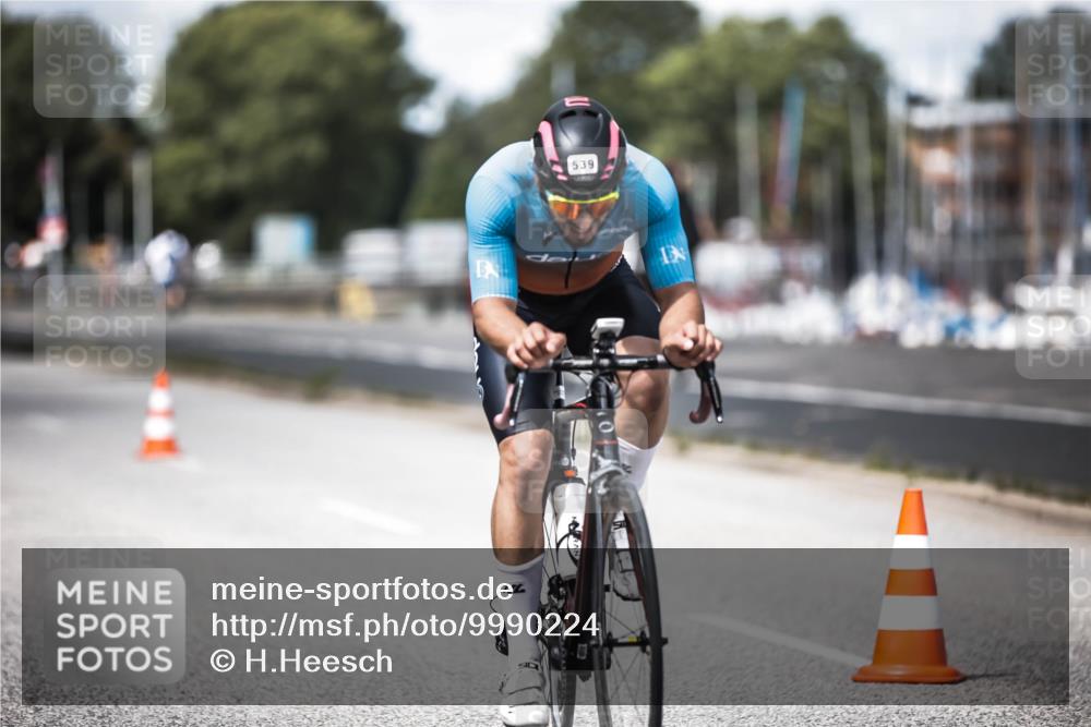 16.08.2026 - KN Förde Triathlon 2026 H.Heesch http://msf.ph/oto/9990224 16.08.2026 13:25:07 Radfahren 515, 745 meine-sportfotos.de