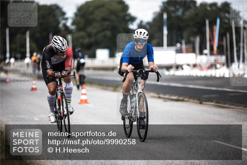 16.08.2026 - KN Förde Triathlon 2026 H.Heesch http://msf.ph/oto/9990258 16.08.2026 13:25:28 Radfahren 734 meine-sportfotos.de