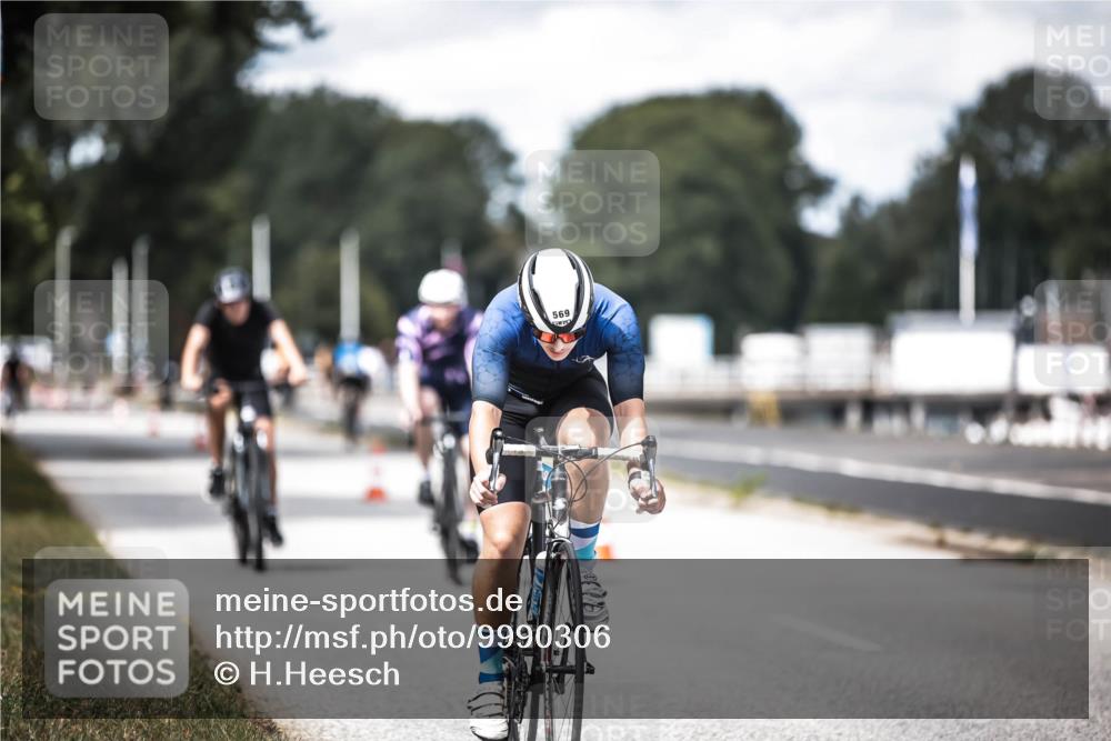 16.08.2026 - KN Förde Triathlon 2026 H.Heesch http://msf.ph/oto/9990306 16.08.2026 13:25:40 Radfahren 601, 711 meine-sportfotos.de