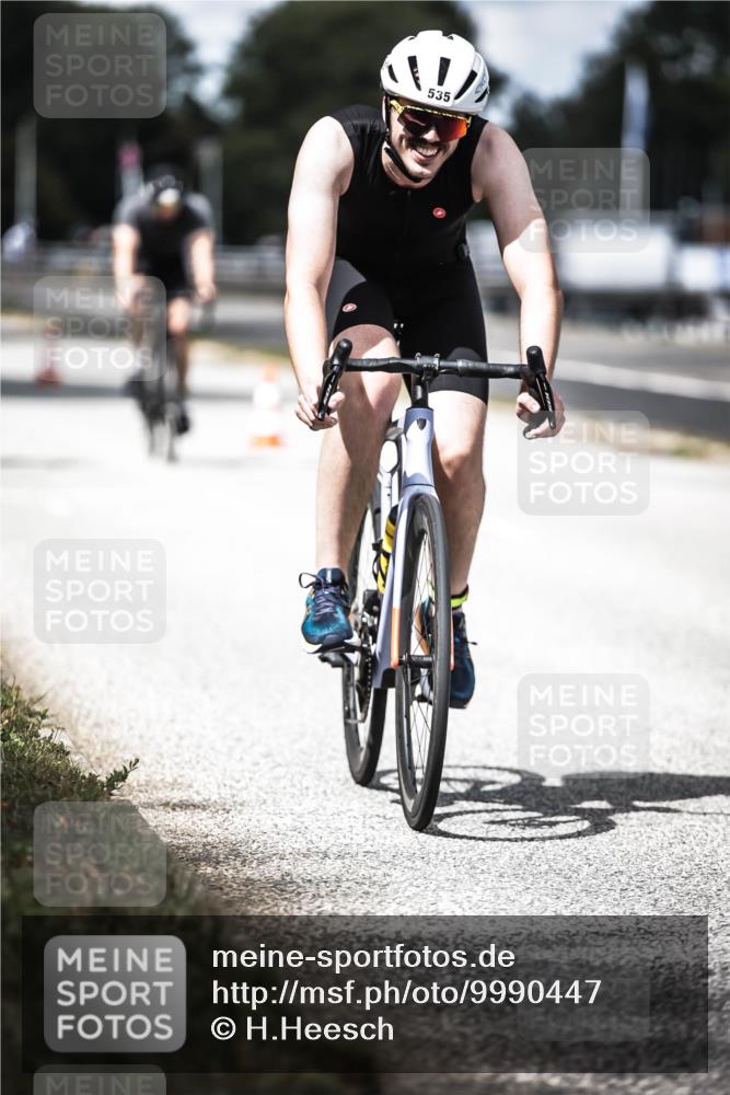 16.08.2026 - KN Förde Triathlon 2026 H.Heesch http://msf.ph/oto/9990447 16.08.2026 13:26:15 Radfahren 604 meine-sportfotos.de
