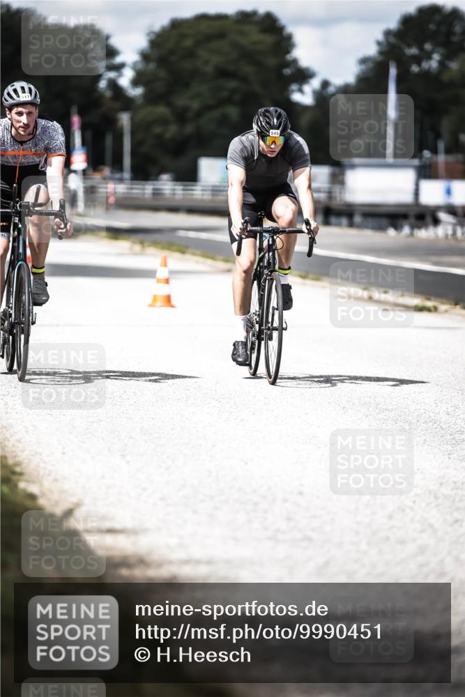 16.08.2026 - KN Förde Triathlon 2026 H.Heesch http://msf.ph/oto/9990451 16.08.2026 13:26:16 Radfahren 604 meine-sportfotos.de