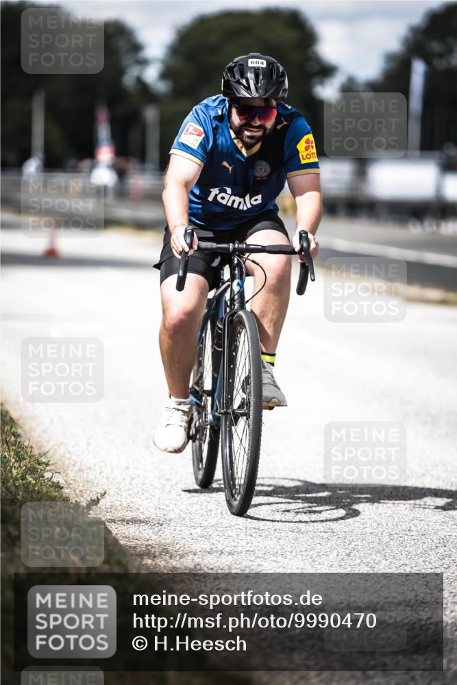 16.08.2026 - KN Förde Triathlon 2026 H.Heesch http://msf.ph/oto/9990470 16.08.2026 13:26:19 Radfahren 604 meine-sportfotos.de