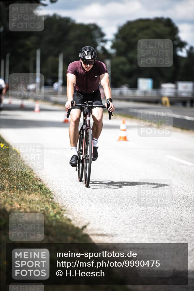 16.08.2026 - KN Förde Triathlon 2026 H.Heesch http://msf.ph/oto/9990475 16.08.2026 13:26:22 Radfahren 604 meine-sportfotos.de