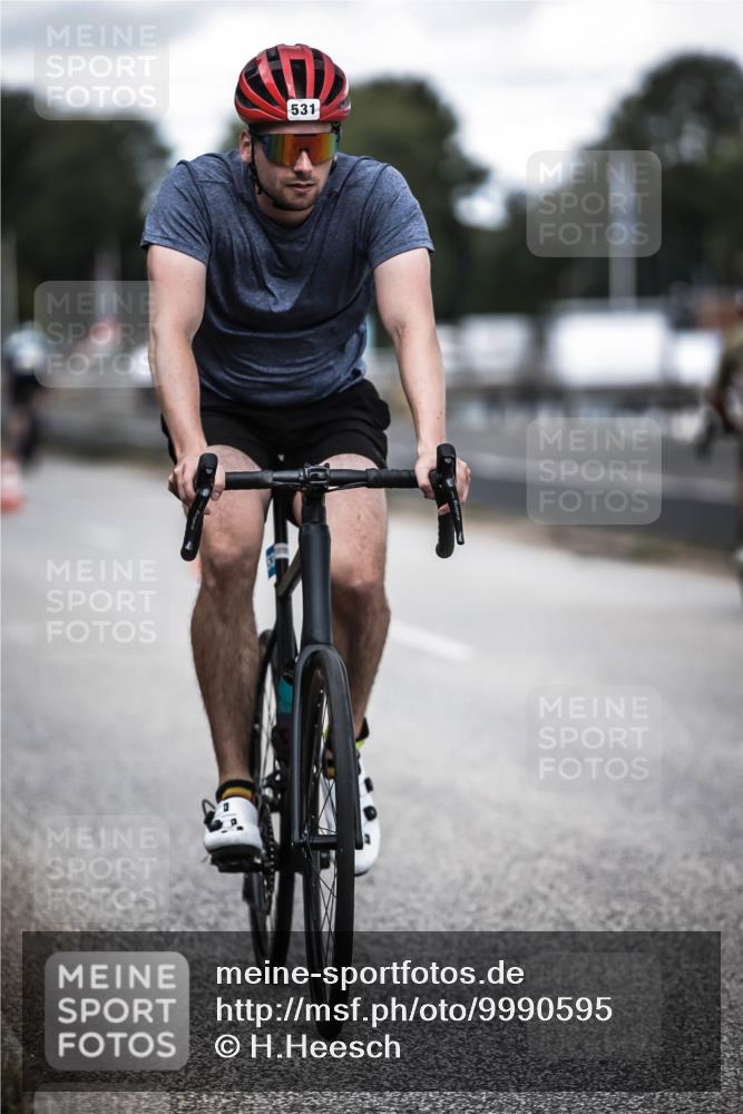 16.08.2026 - KN Förde Triathlon 2026 H.Heesch http://msf.ph/oto/9990595 16.08.2026 13:27:09 Radfahren  meine-sportfotos.de