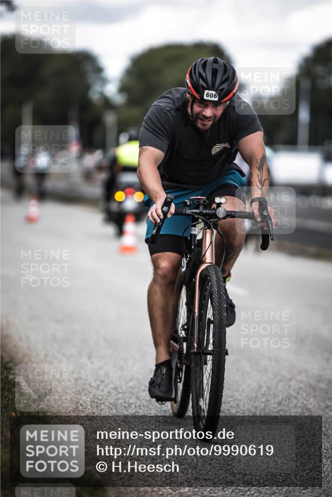 16.08.2026 - KN Förde Triathlon 2026 H.Heesch http://msf.ph/oto/9990619 16.08.2026 13:27:29 Radfahren 579, 606 meine-sportfotos.de