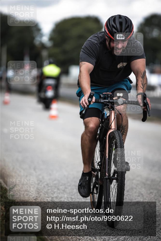 16.08.2026 - KN Förde Triathlon 2026 H.Heesch http://msf.ph/oto/9990622 16.08.2026 13:27:30 Radfahren 579, 606 meine-sportfotos.de