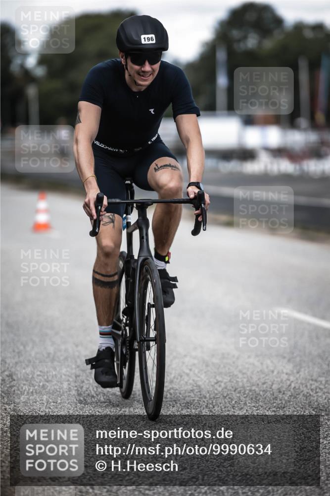 16.08.2026 - KN Förde Triathlon 2026 H.Heesch http://msf.ph/oto/9990634 16.08.2026 13:27:49 Radfahren 610 meine-sportfotos.de