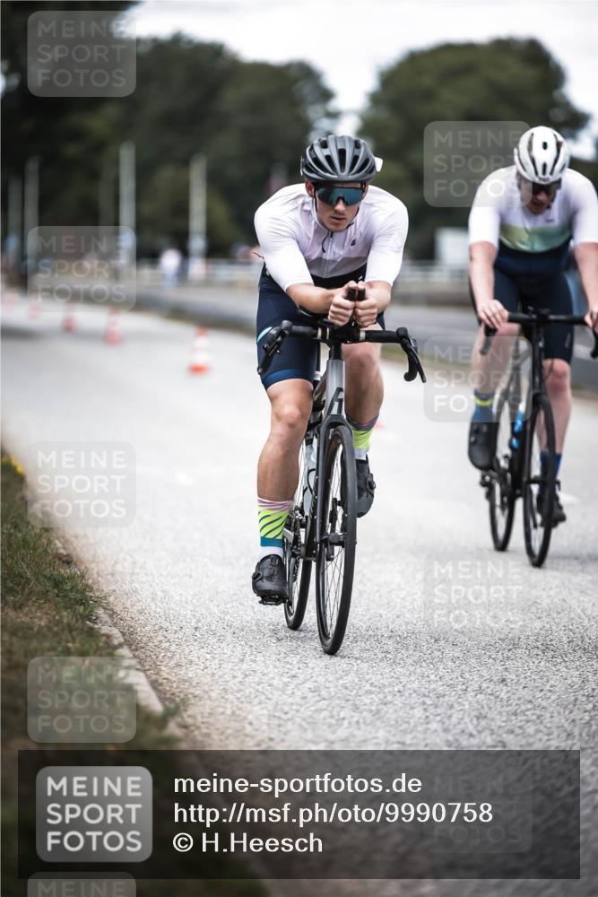 16.08.2026 - KN Förde Triathlon 2026 H.Heesch http://msf.ph/oto/9990758 16.08.2026 13:29:17 Radfahren 562 meine-sportfotos.de