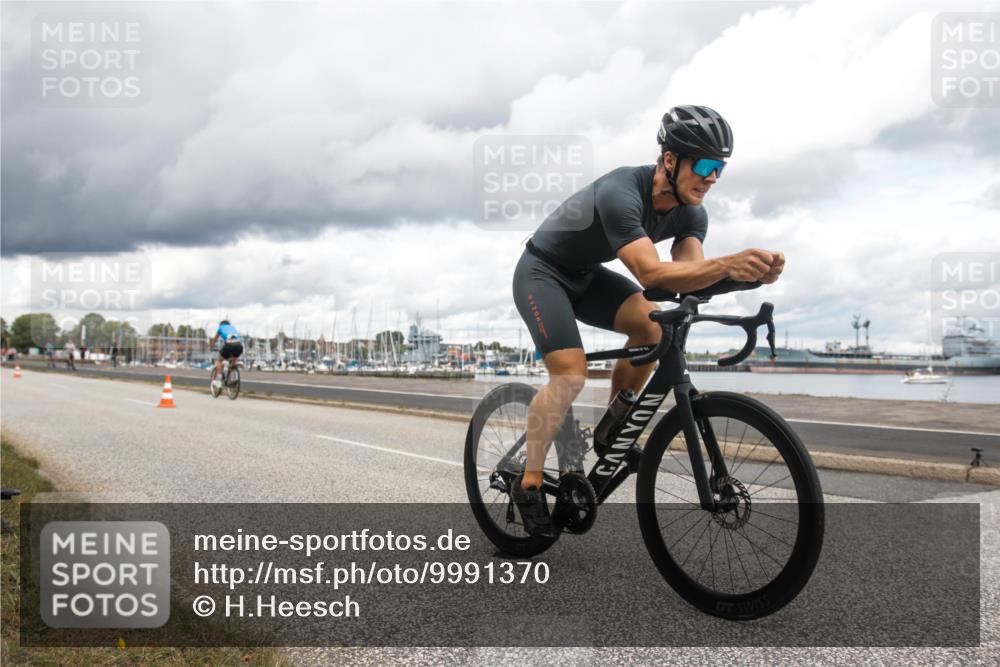 16.08.2026 - KN Förde Triathlon 2026 H.Heesch http://msf.ph/oto/9991370 16.08.2026 13:13:38 Radfahren 506, 517 meine-sportfotos.de