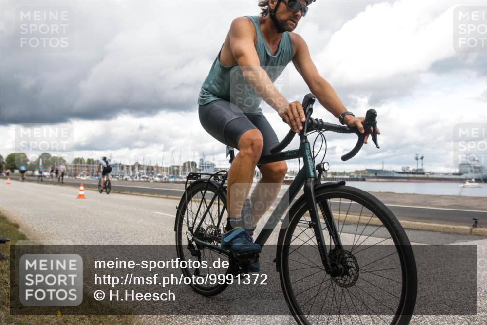 16.08.2026 - KN Förde Triathlon 2026 H.Heesch http://msf.ph/oto/9991372 16.08.2026 13:13:42 Radfahren 506, 571, 577 meine-sportfotos.de