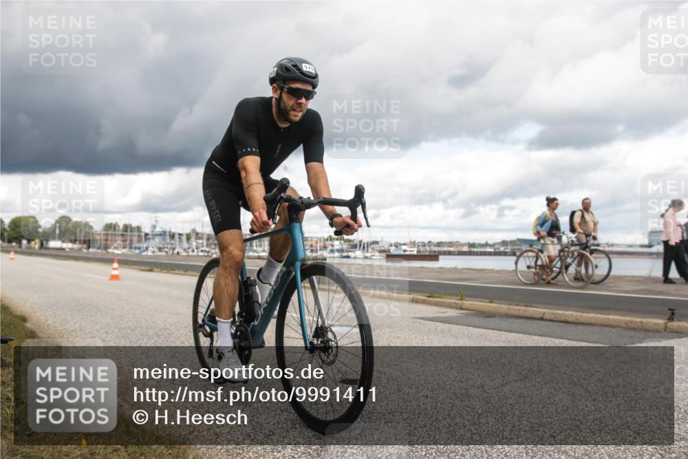 16.08.2026 - KN Förde Triathlon 2026 H.Heesch http://msf.ph/oto/9991411 16.08.2026 13:15:22 Radfahren 531, 575, 708, 711 meine-sportfotos.de