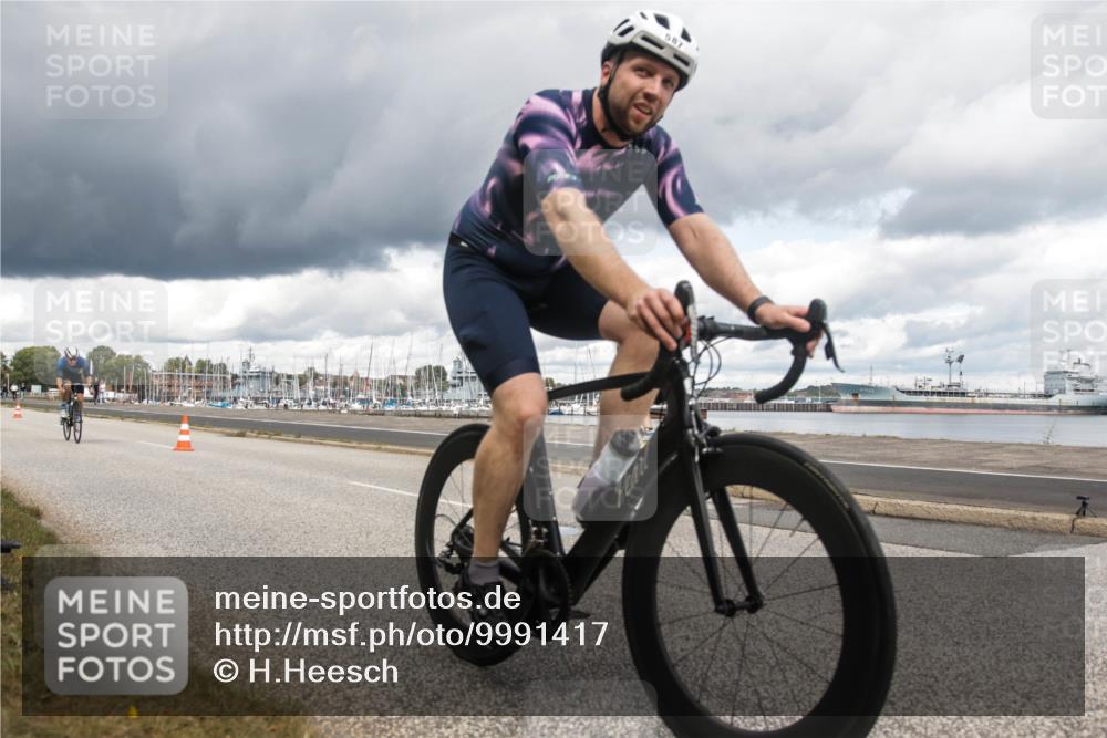 16.08.2026 - KN Förde Triathlon 2026 H.Heesch http://msf.ph/oto/9991417 16.08.2026 13:15:48 Radfahren 569, 573, 587, 606, 742 meine-sportfotos.de