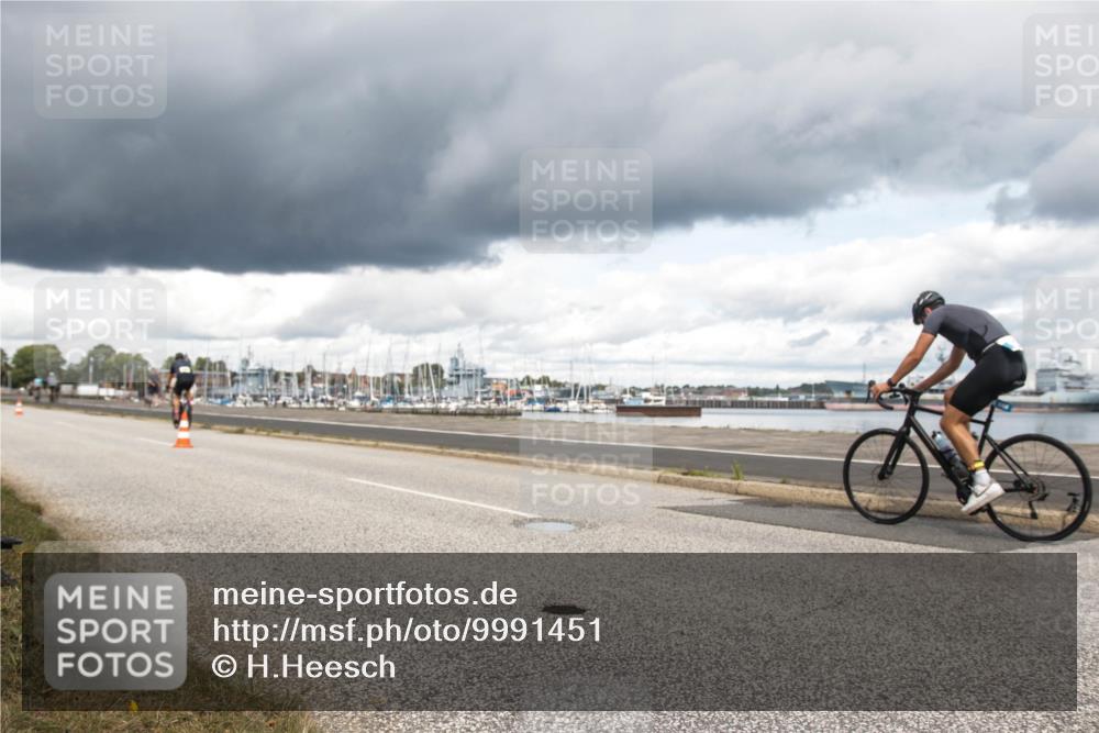16.08.2026 - KN Förde Triathlon 2026 H.Heesch http://msf.ph/oto/9991451 16.08.2026 13:17:12 Radfahren 507, 524, 562 meine-sportfotos.de
