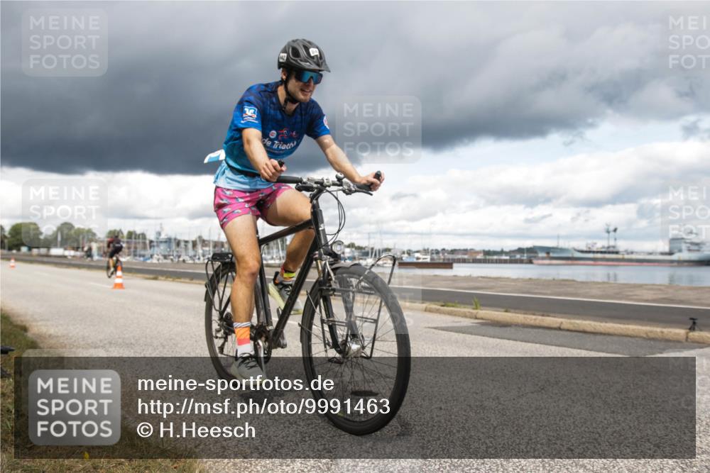 16.08.2026 - KN Förde Triathlon 2026 H.Heesch http://msf.ph/oto/9991463 16.08.2026 13:17:51 Radfahren 580, 745 meine-sportfotos.de