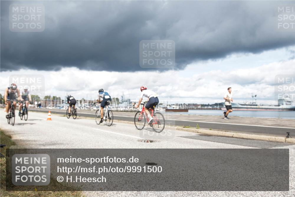 16.08.2026 - KN Förde Triathlon 2026 H.Heesch http://msf.ph/oto/9991500 16.08.2026 13:19:37 Radfahren 522, 743 meine-sportfotos.de