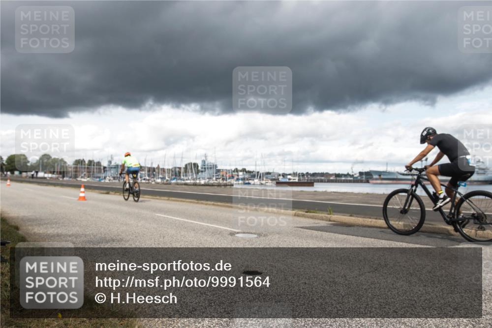 16.08.2026 - KN Förde Triathlon 2026 H.Heesch http://msf.ph/oto/9991564 16.08.2026 13:22:40 Radfahren 737 meine-sportfotos.de