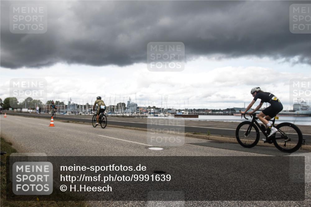 16.08.2026 - KN Förde Triathlon 2026 H.Heesch http://msf.ph/oto/9991639 16.08.2026 13:27:08 Radfahren  meine-sportfotos.de