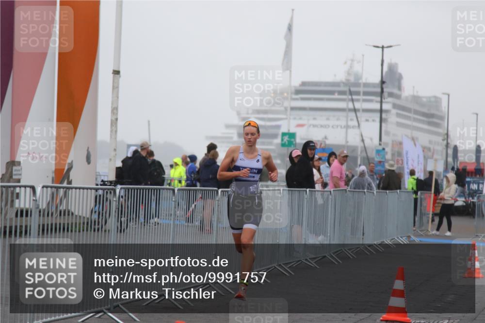 16.08.2026 - KN Förde Triathlon 2026 Markus Tischler http://msf.ph/oto/9991757 16.08.2026 09:50:16 Ziel  meine-sportfotos.de