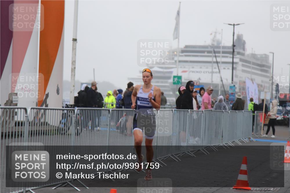 16.08.2026 - KN Förde Triathlon 2026 Markus Tischler http://msf.ph/oto/9991759 16.08.2026 09:50:16 Ziel  meine-sportfotos.de