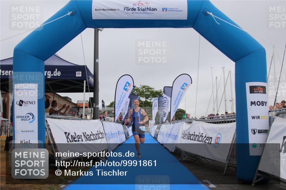 16.08.2026 - KN Förde Triathlon 2026 Markus Tischler http://msf.ph/oto/9991861 16.08.2026 10:11:05 Ziel 104, 104 meine-sportfotos.de