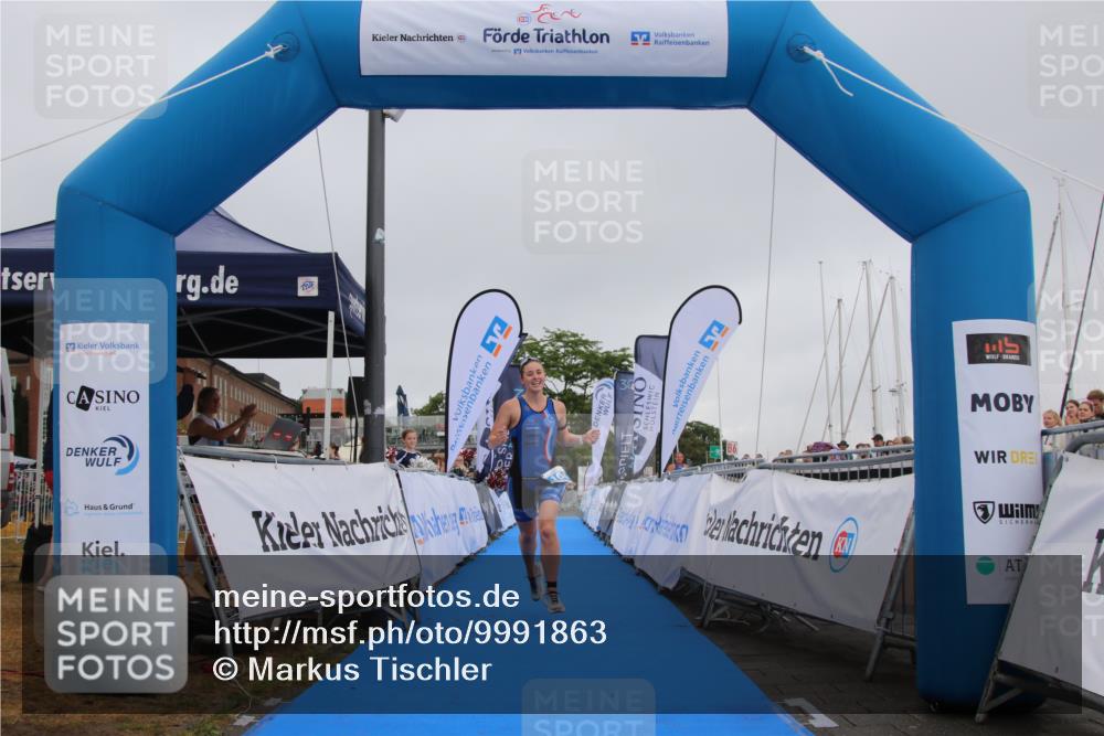 16.08.2026 - KN Förde Triathlon 2026 Markus Tischler http://msf.ph/oto/9991863 16.08.2026 10:11:06 Ziel 104, 104 meine-sportfotos.de