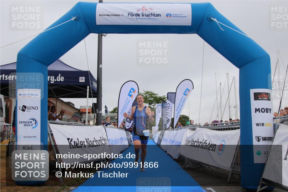 16.08.2026 - KN Förde Triathlon 2026 Markus Tischler http://msf.ph/oto/9991866 16.08.2026 10:11:06 Ziel 104, 104 meine-sportfotos.de