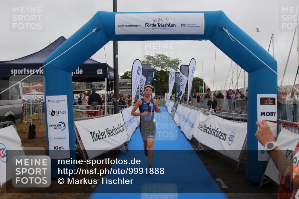 16.08.2026 - KN Förde Triathlon 2026 Markus Tischler http://msf.ph/oto/9991888 16.08.2026 10:13:35 Ziel 105, 105 meine-sportfotos.de