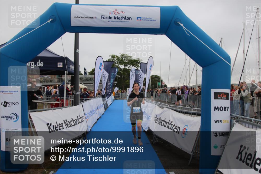 16.08.2026 - KN Förde Triathlon 2026 Markus Tischler http://msf.ph/oto/9991896 16.08.2026 10:13:58 Ziel 115, 115 meine-sportfotos.de