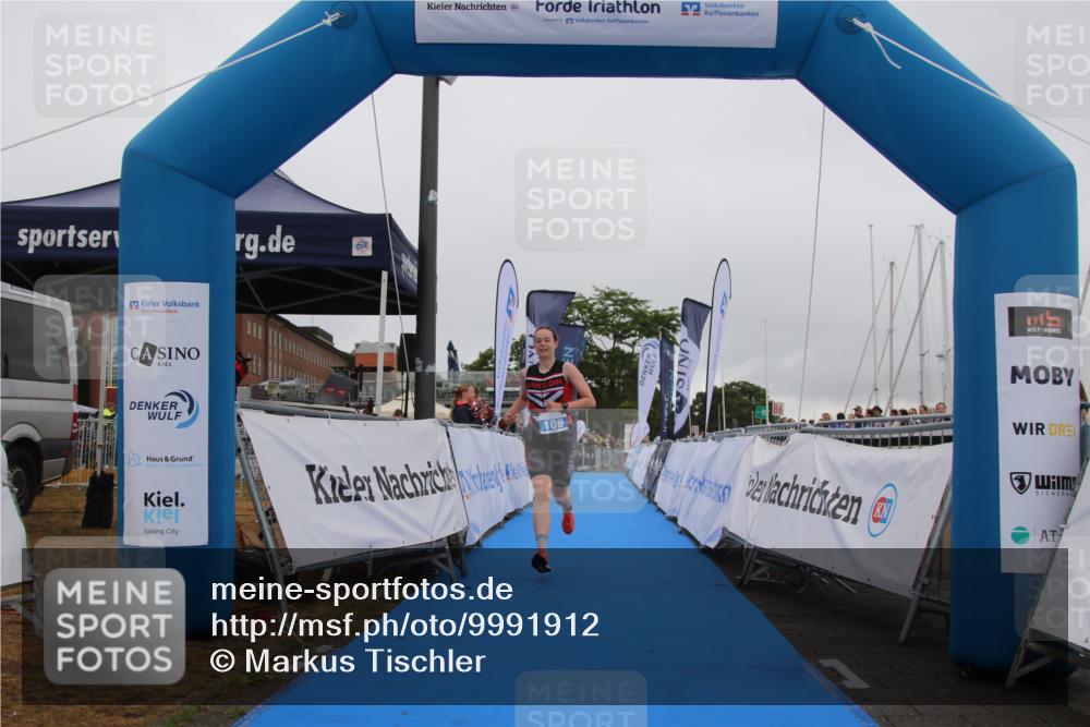 16.08.2026 - KN Förde Triathlon 2026 Markus Tischler http://msf.ph/oto/9991912 16.08.2026 10:17:16 Ziel 109, 109 meine-sportfotos.de