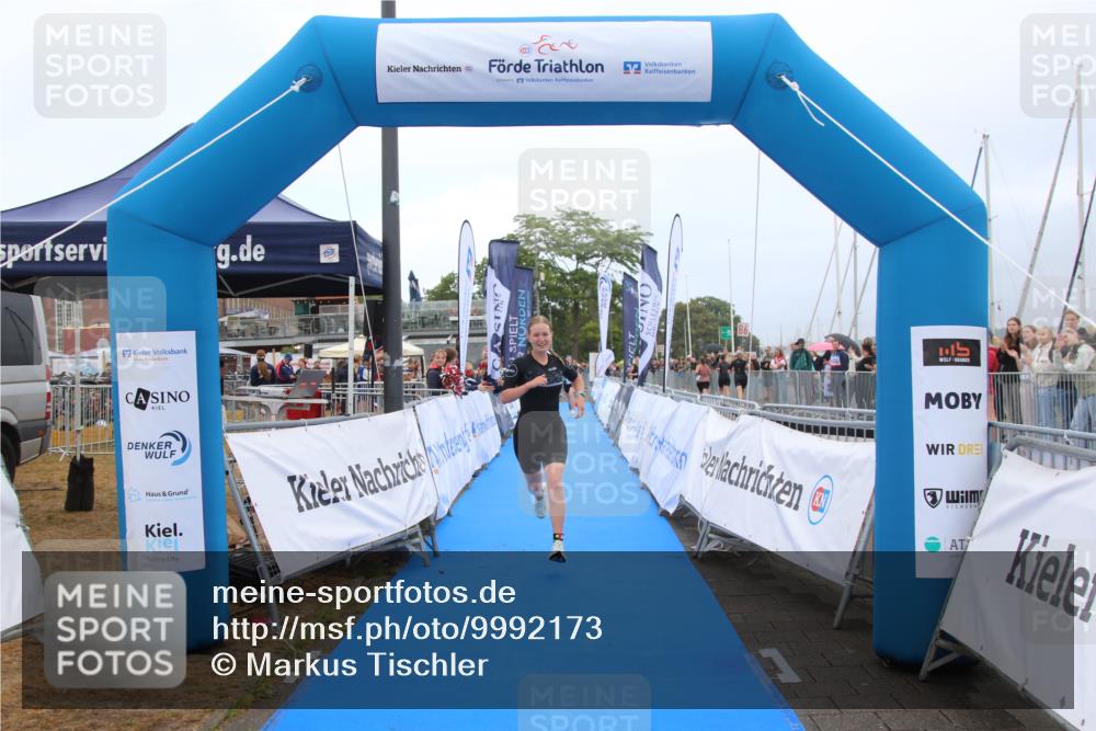 16.08.2026 - KN Förde Triathlon 2026 Markus Tischler http://msf.ph/oto/9992173 16.08.2026 10:28:31 Ziel 107, 117, 107, 117 meine-sportfotos.de