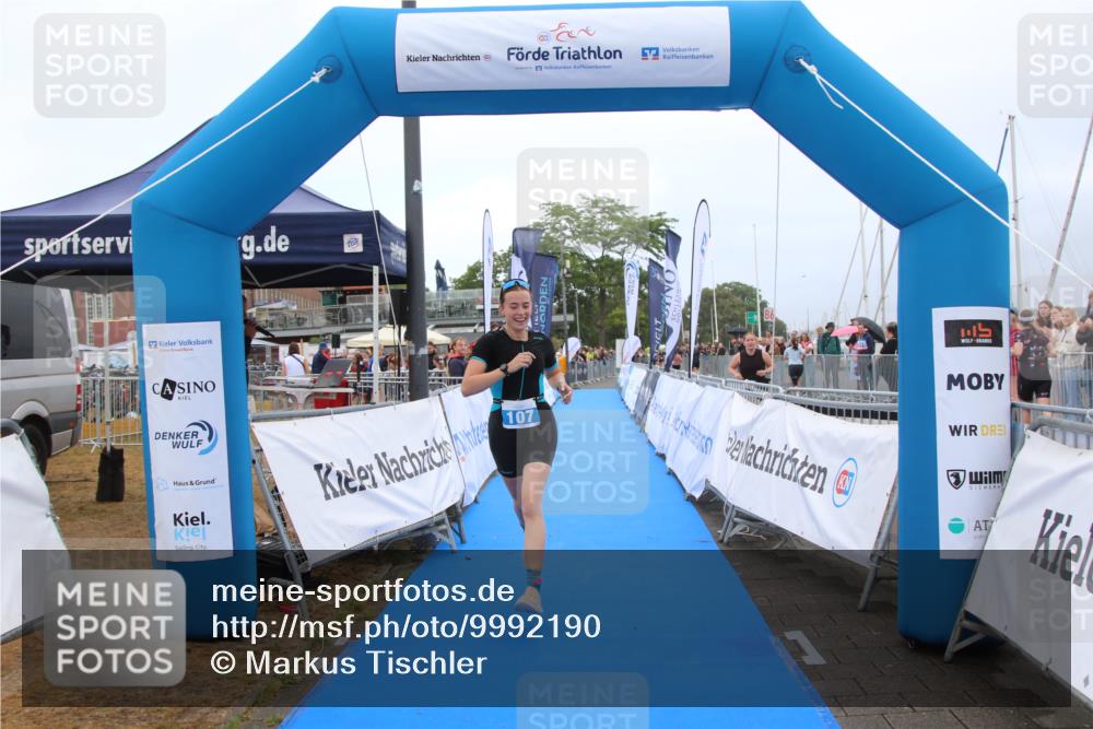 16.08.2026 - KN Förde Triathlon 2026 Markus Tischler http://msf.ph/oto/9992190 16.08.2026 10:28:37 Ziel 107, 117, 107, 117 meine-sportfotos.de