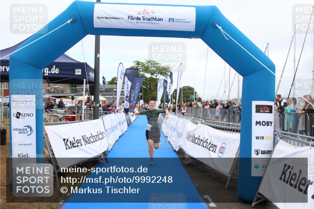 16.08.2026 - KN Förde Triathlon 2026 Markus Tischler http://msf.ph/oto/9992248 16.08.2026 10:31:49 Ziel 141, 141 meine-sportfotos.de